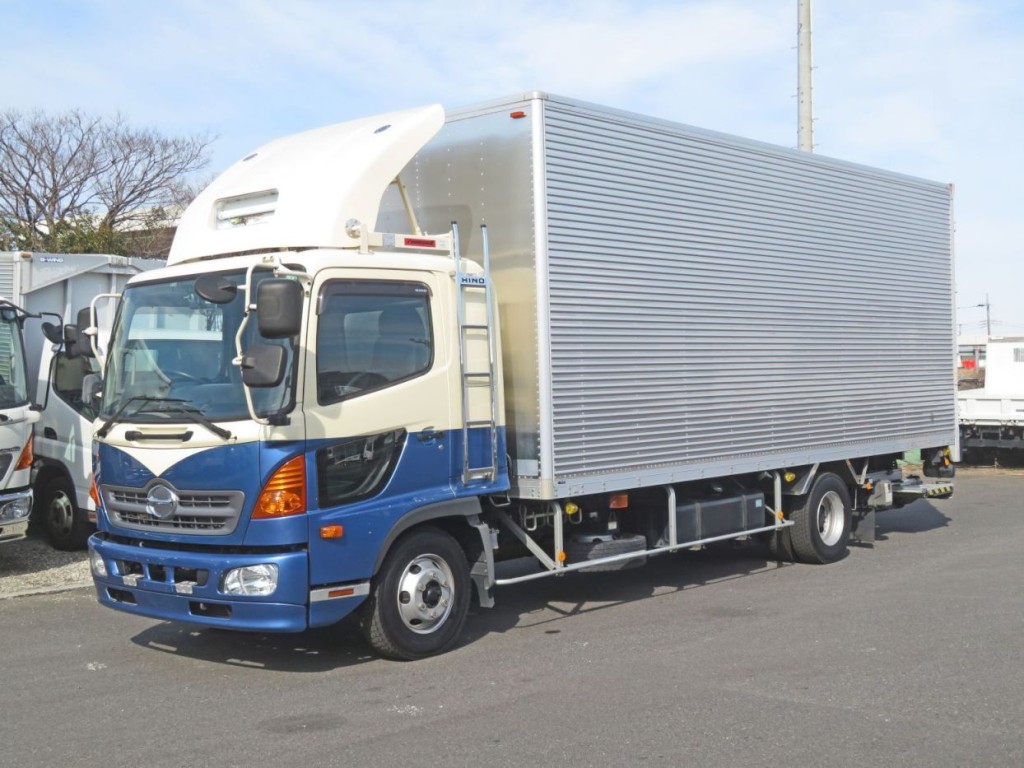 日野 レンジャー TKG-FD7JLAG(2WD)の写真1