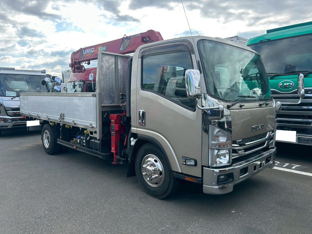 いすゞ エルフ 2RG-NPR88YN(2WD)の写真2