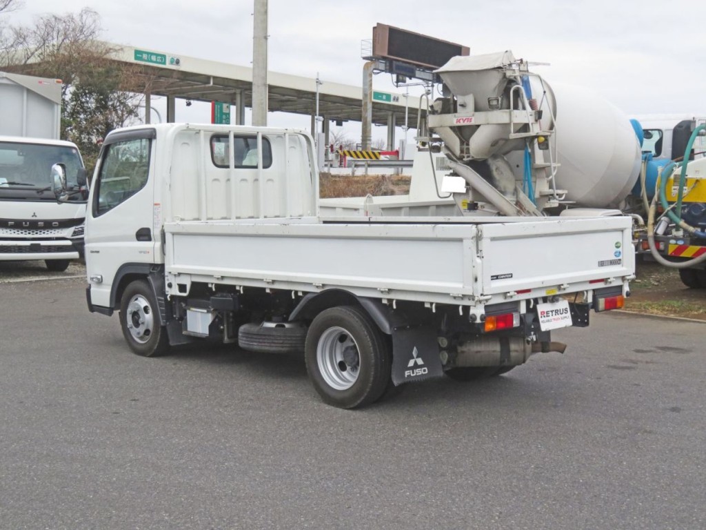 三菱 キャンター 2RG-FBA20(2WD)の写真3