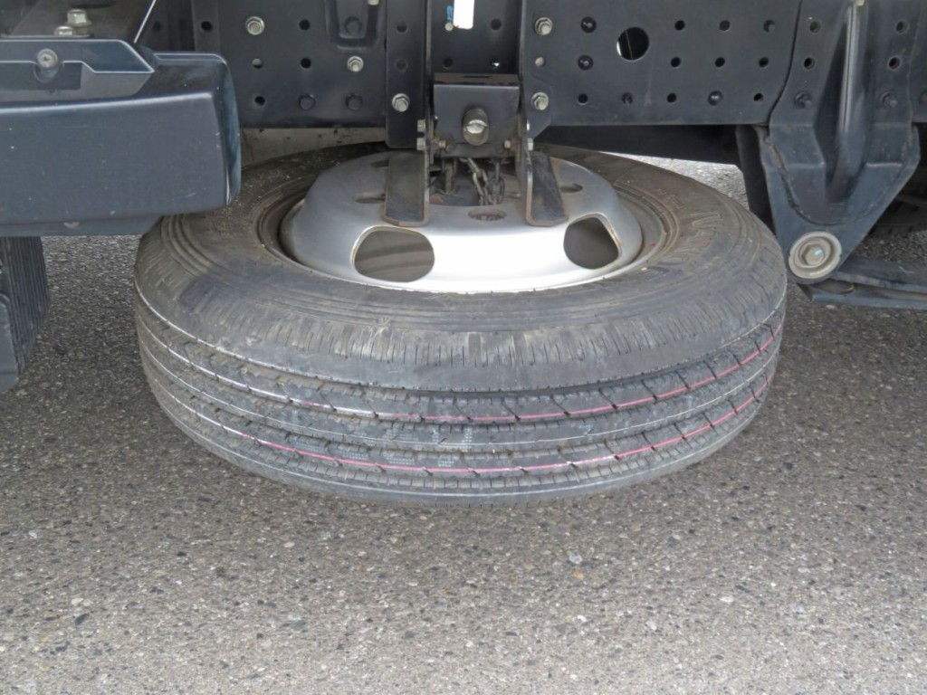 三菱 キャンター 2RG-FBA20(2WD)の写真12