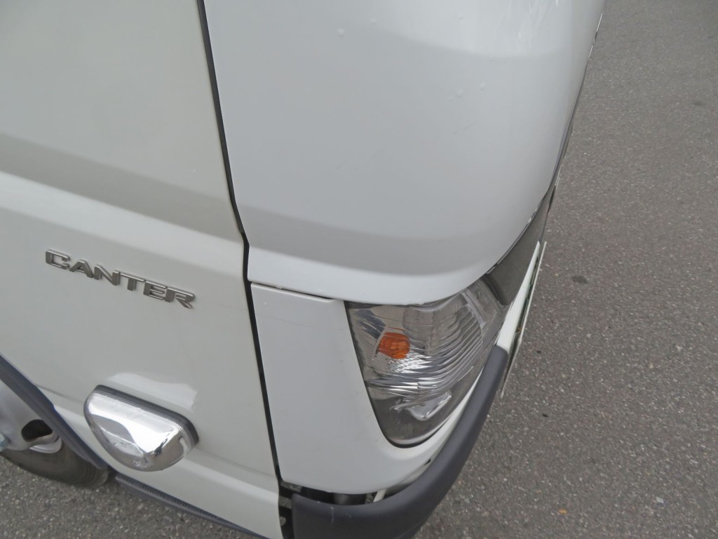 三菱 キャンター 2RG-FBA20(2WD)の写真20