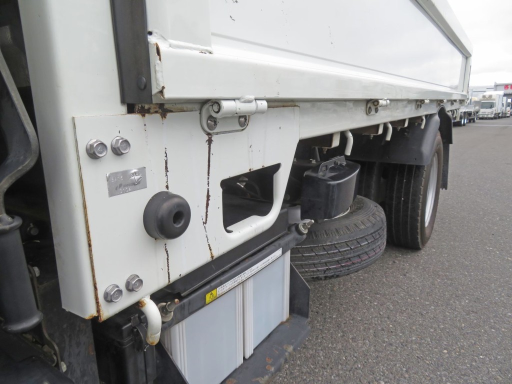 三菱 キャンター 2RG-FBA20(2WD)の写真50