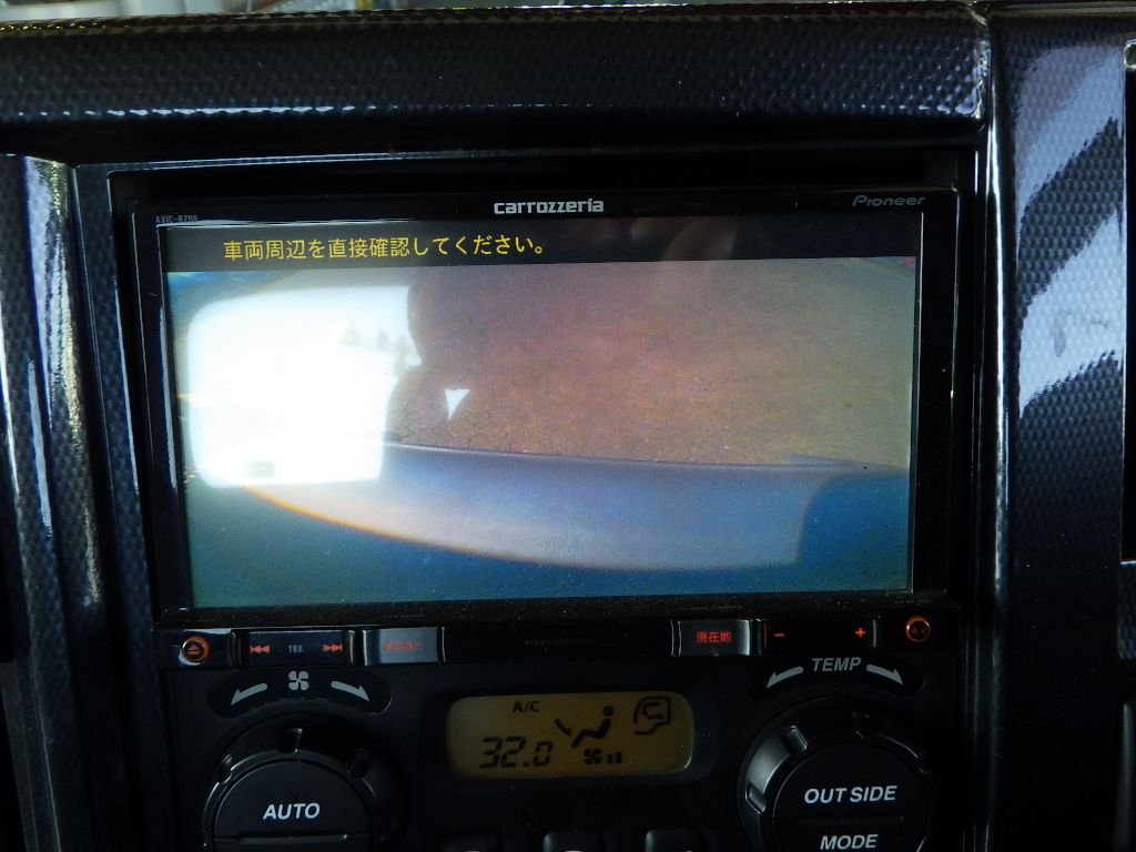 ナビ一体型バックモニター付きです。|いすゞ エルフ SKG-NPR85YN(2WD)の写真20