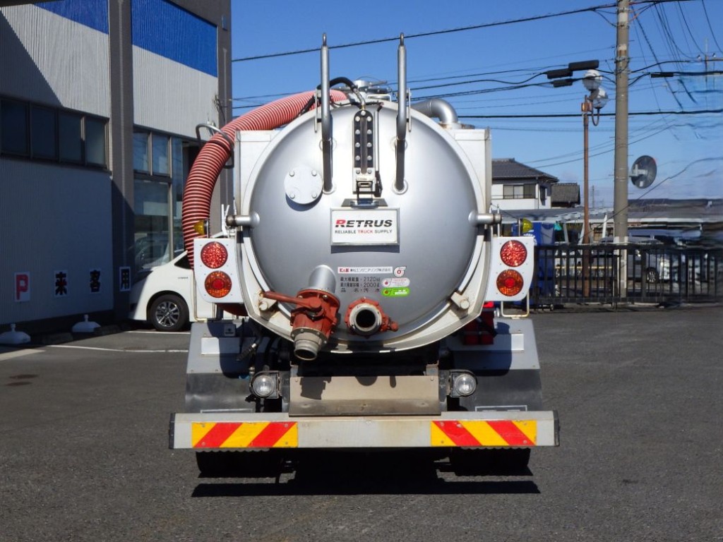 積載物は汚水です。|日野 レンジャー 2KG-FD2ABA(2WD)の写真12