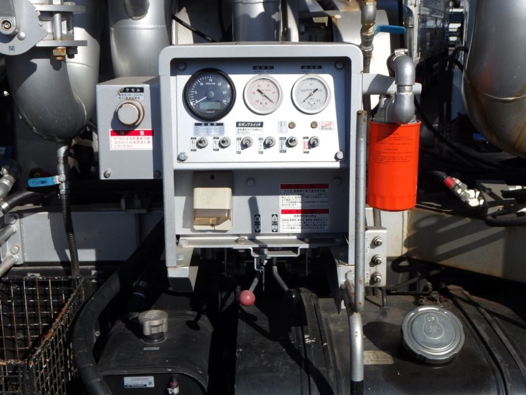 操作レバーの状態です。|日野 レンジャー 2KG-FD2ABA(2WD)の写真16