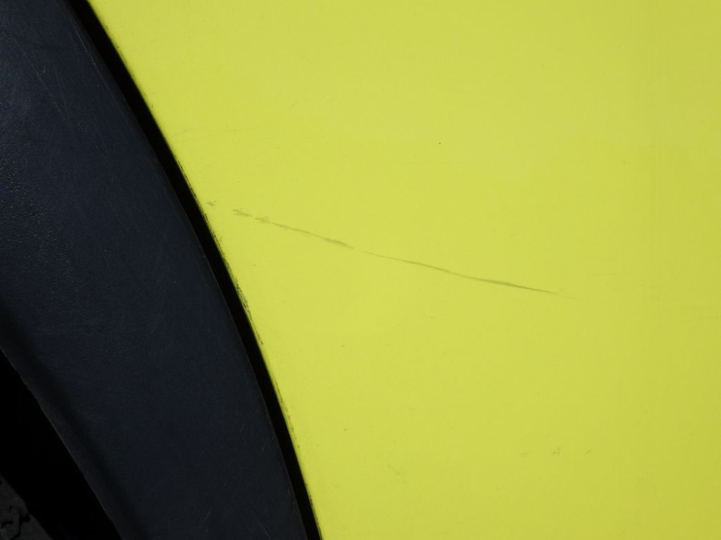 運転席側ドア前方にスレがあります。|日野 レンジャー 2KG-FD2ABA(2WD)の写真31