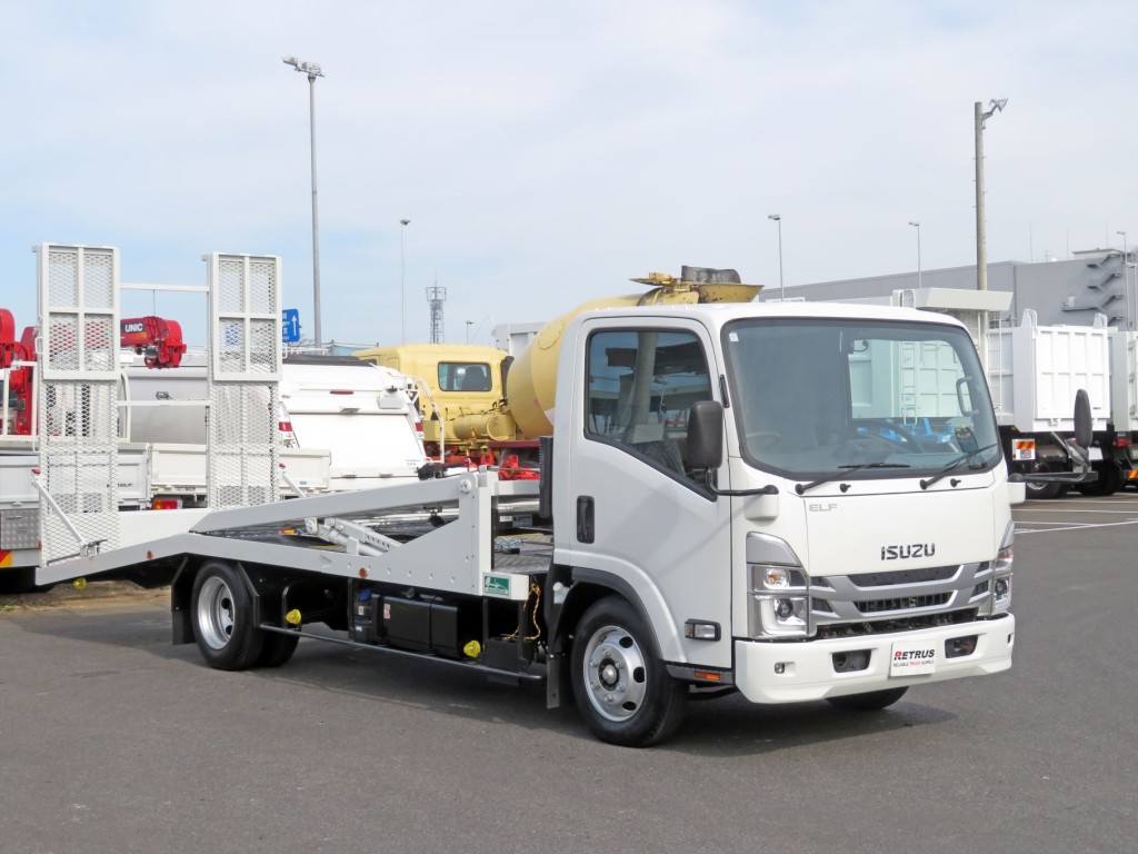 いすゞ エルフ 2RG-NPR88AN(2WD)の写真2