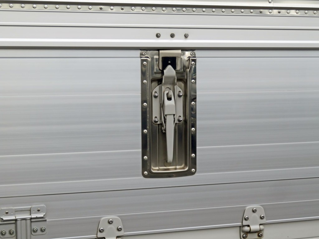 いすゞ フォワード 2RG-FRR90T2(2WD)の写真17