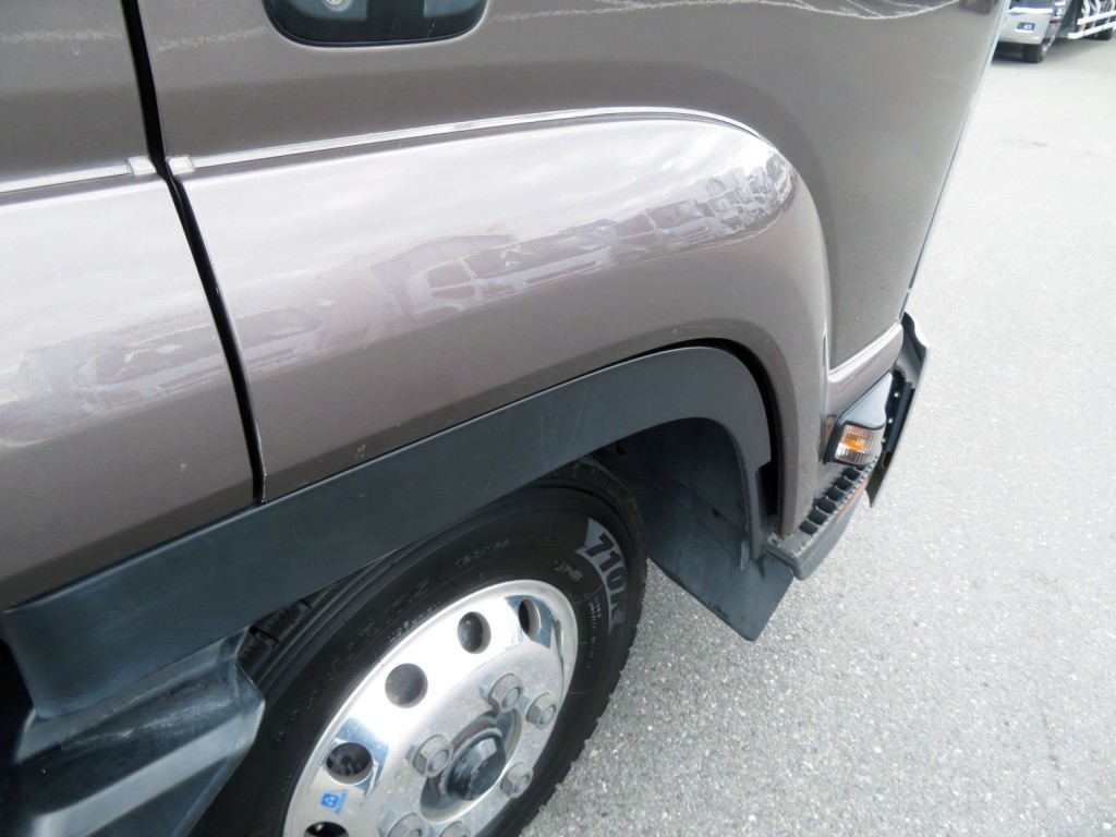 いすゞ フォワード 2RG-FRR90T2(2WD)の写真25