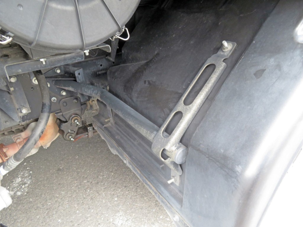 いすゞ フォワード 2RG-FRR90T2(2WD)の写真36