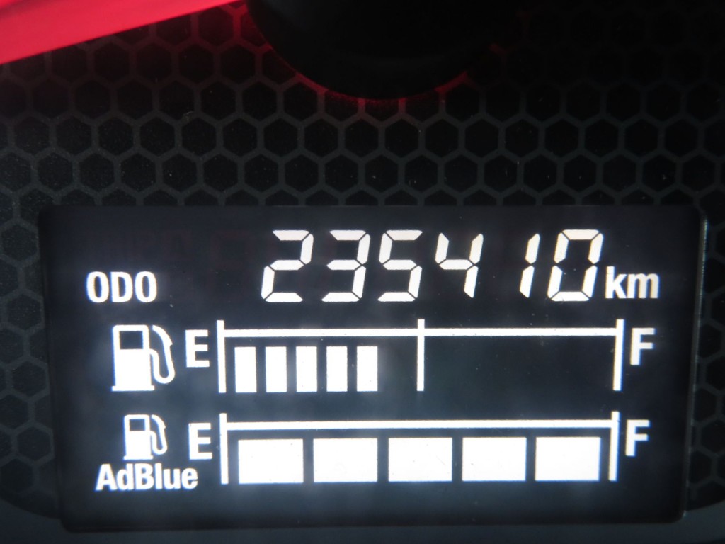 いすゞ フォワード 2RG-FRR90T2(2WD)の写真23