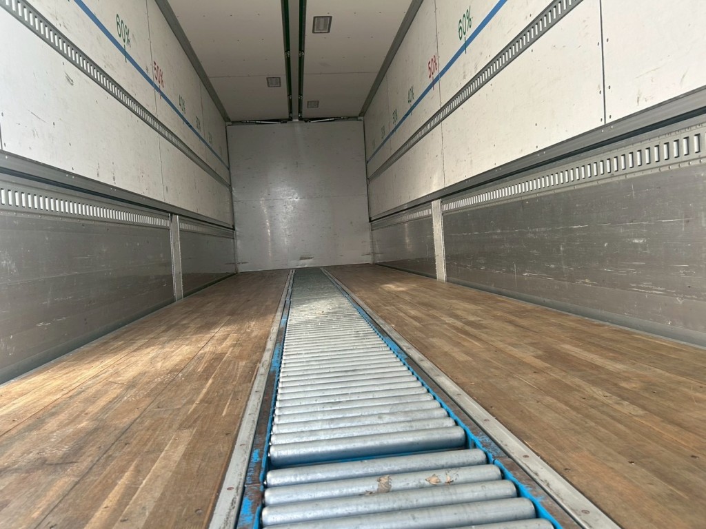 日野 プロフィア 2DG-FW1AHGの写真6