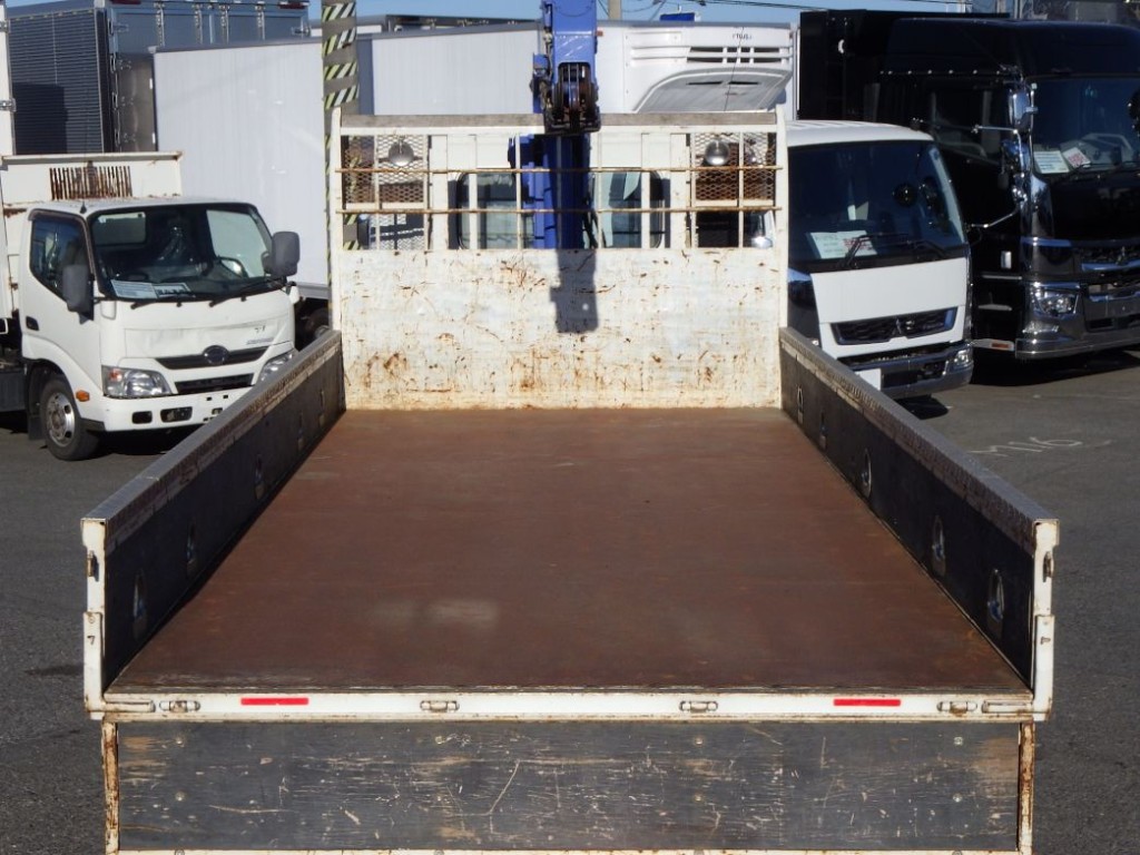 床の状態です。（鉄板張りです）|日野 レンジャー 2PG-FE2ABAの写真10