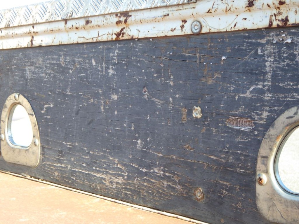 荷台内板にキズがあります。|日野 レンジャー 2PG-FE2ABAの写真38