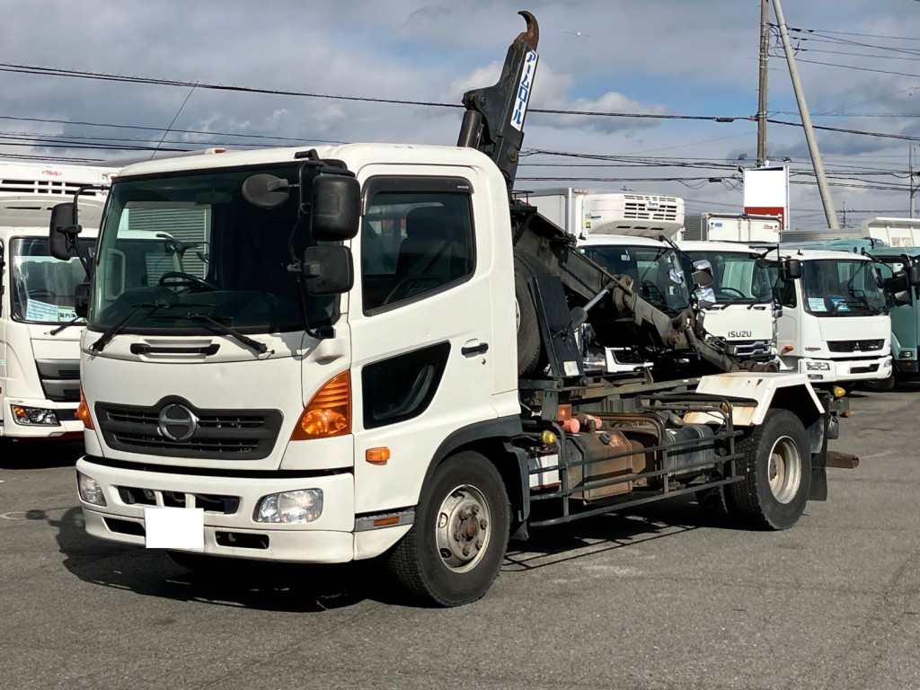 日野 レンジャー TKG-GC7JEAAの写真1