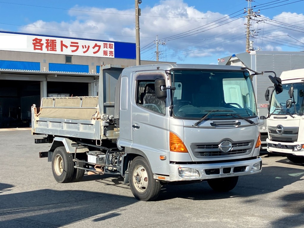 日野 レンジャー BDG-FD7JDWA(2WD)の写真2