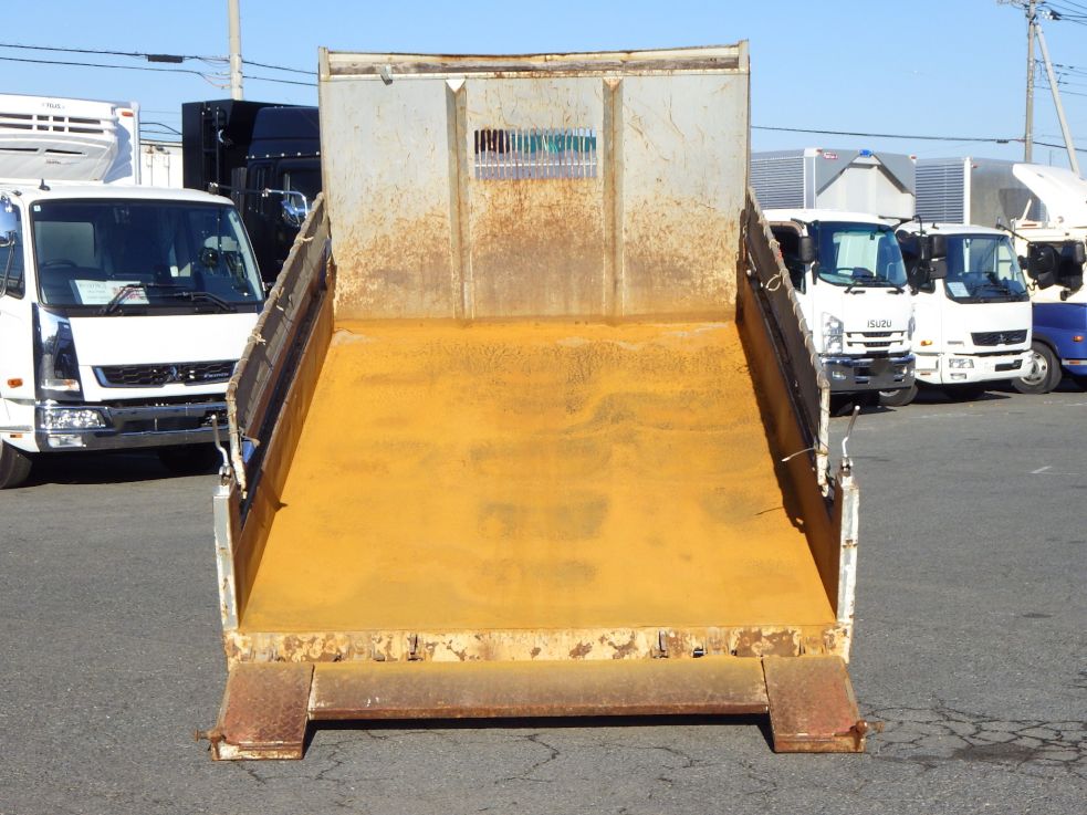 荷台全体の状態です。|日野 レンジャー BDG-FD7JDWA(2WD)の写真8