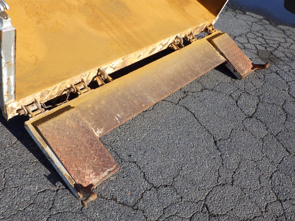 ゲート裏側の状態です。|日野 レンジャー BDG-FD7JDWA(2WD)の写真9