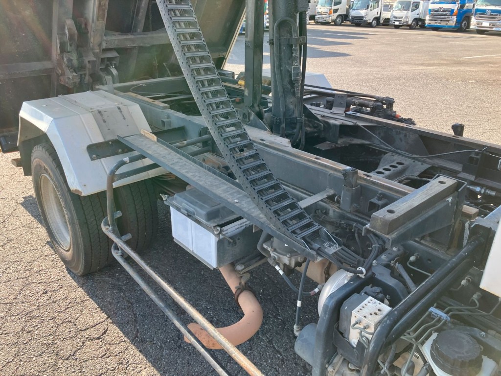 日野 レンジャー BDG-FD7JDWA(2WD)の写真11