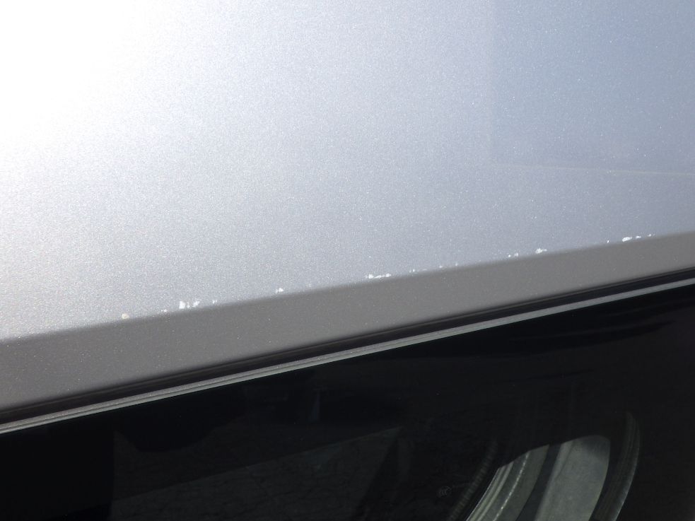 助手席側ドアにキズがあります。（運転席側にもあります）|日野 レンジャー BDG-FD7JDWA(2WD)の写真24