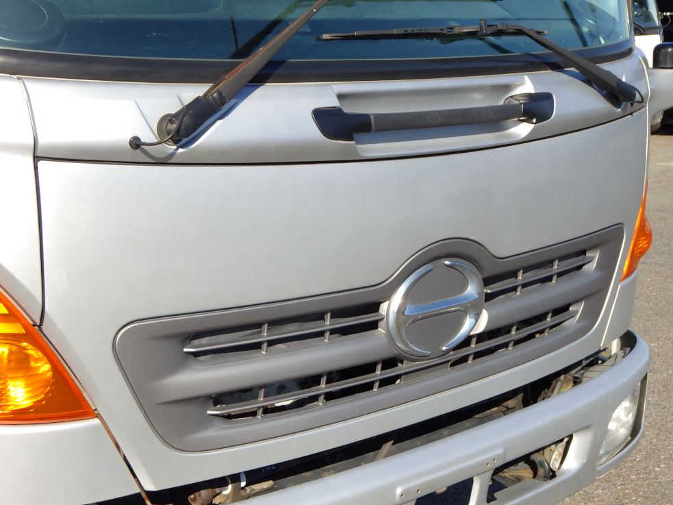 フロントパネルは交換してあります。|日野 レンジャー BDG-FD7JDWA(2WD)の写真28