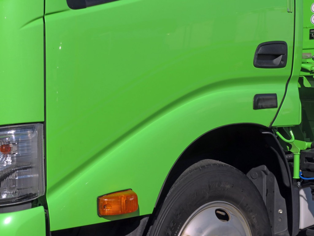 助手席ドアにライン日焼け跡があります。|日野 デュトロ 2RG-XZU605X(2WD)の写真17