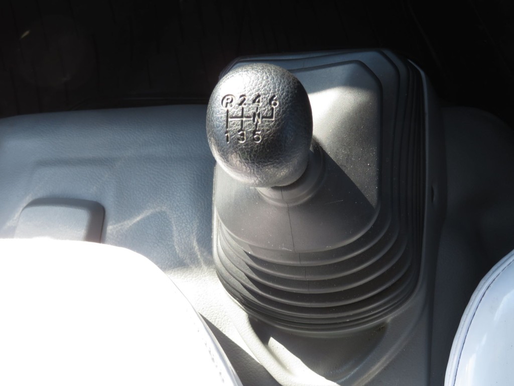 日野 デュトロ 2RG-XZU605X(2WD)の写真25