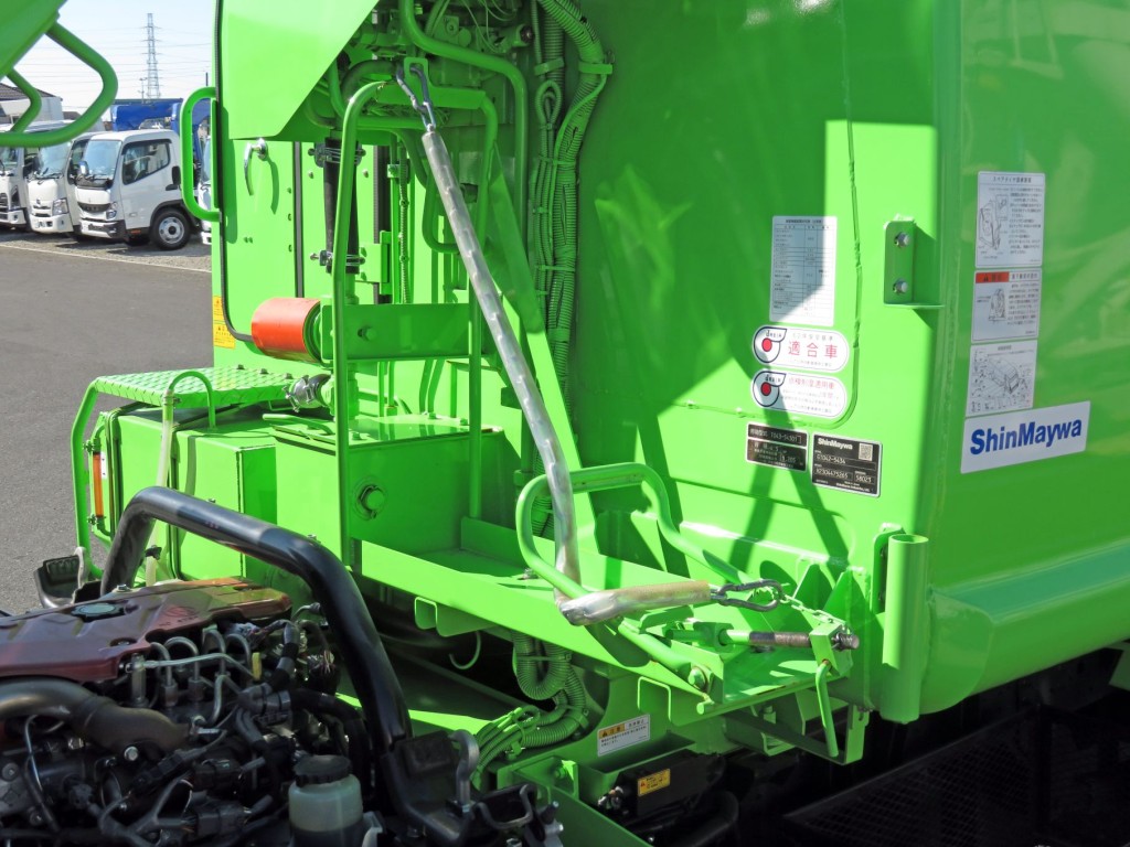 スペアタイヤが欠品しています。|日野 デュトロ 2RG-XZU605X(2WD)の写真32