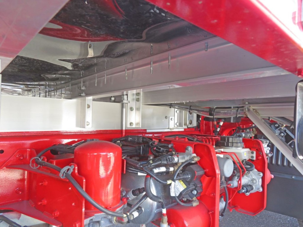 シャーシとネタの状態です。（縦ネタ・横ネタはアルミ製です）|日野 レンジャー 2KG-FD2ABG(2WD)の写真7