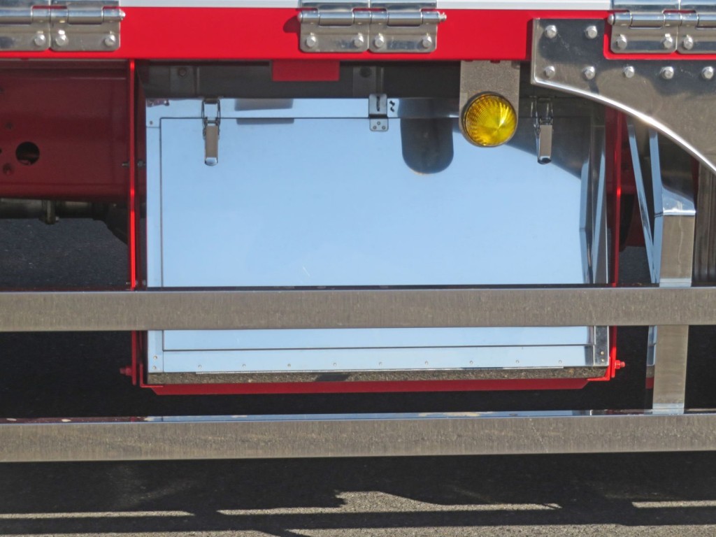 工具箱はステンレス製です。|日野 レンジャー 2KG-FD2ABG(2WD)の写真27