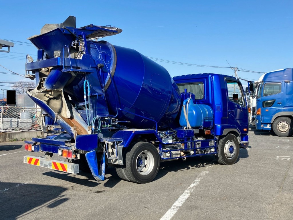 三菱 ファイター 2KG-FK72FZの写真4