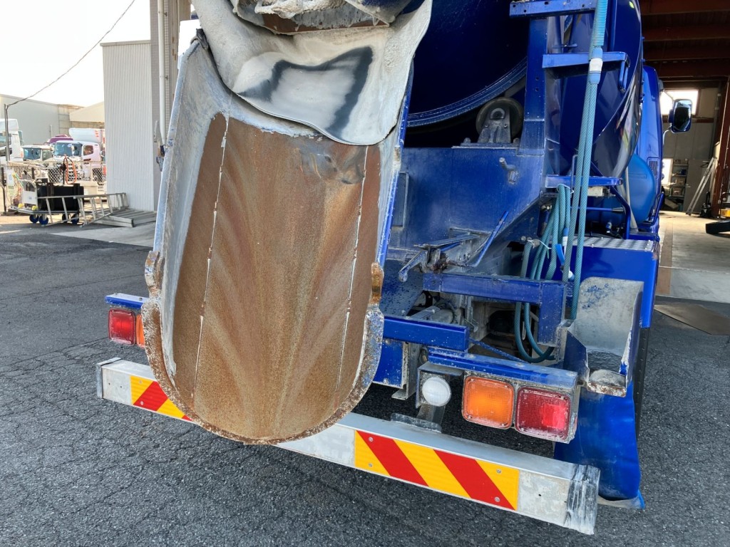 三菱 ファイター 2KG-FK72FZの写真11