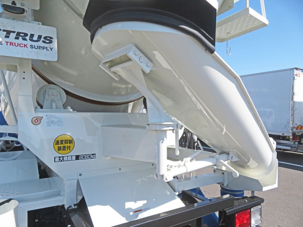 シューターは手動式です。|日野 レンジャー 2KG-FJ2ACAの写真14