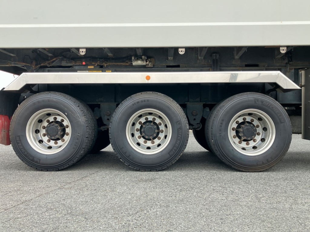 3軸リーフサスです。|コダイラ KFL32改の写真5