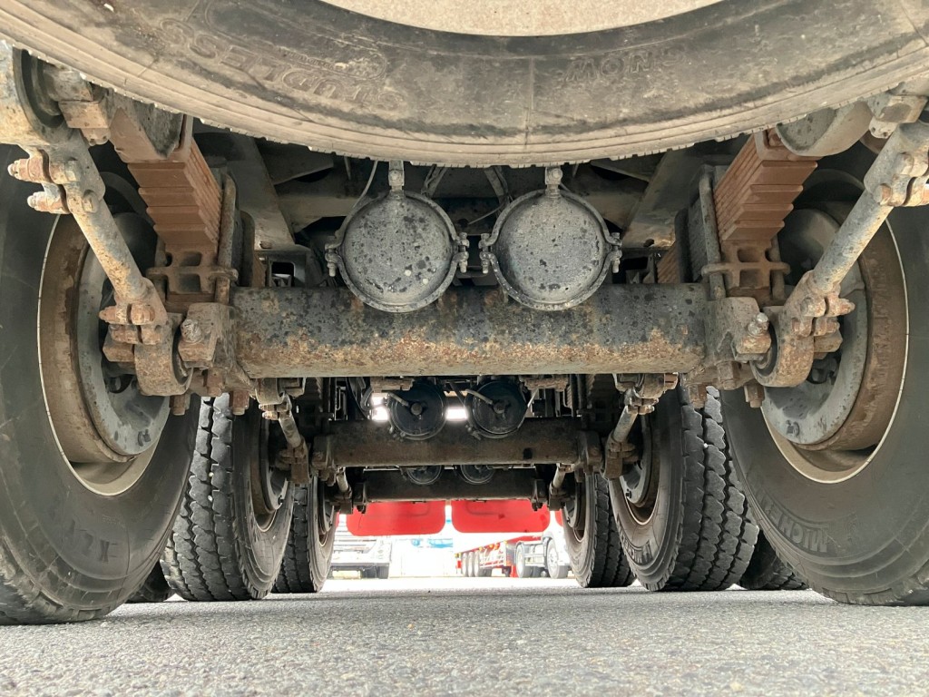 下回りの状態です。|コダイラ KFL32改の写真12