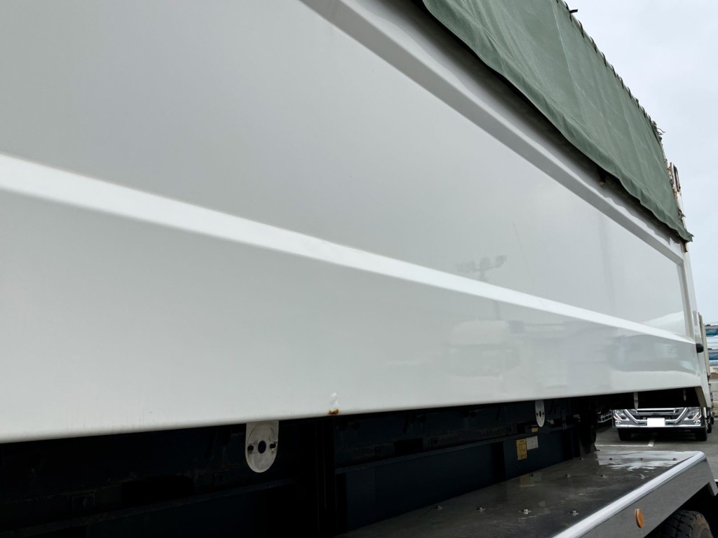 助手席側ボデー側面にサビ浮きがあります。|コダイラ KFL32改の写真40