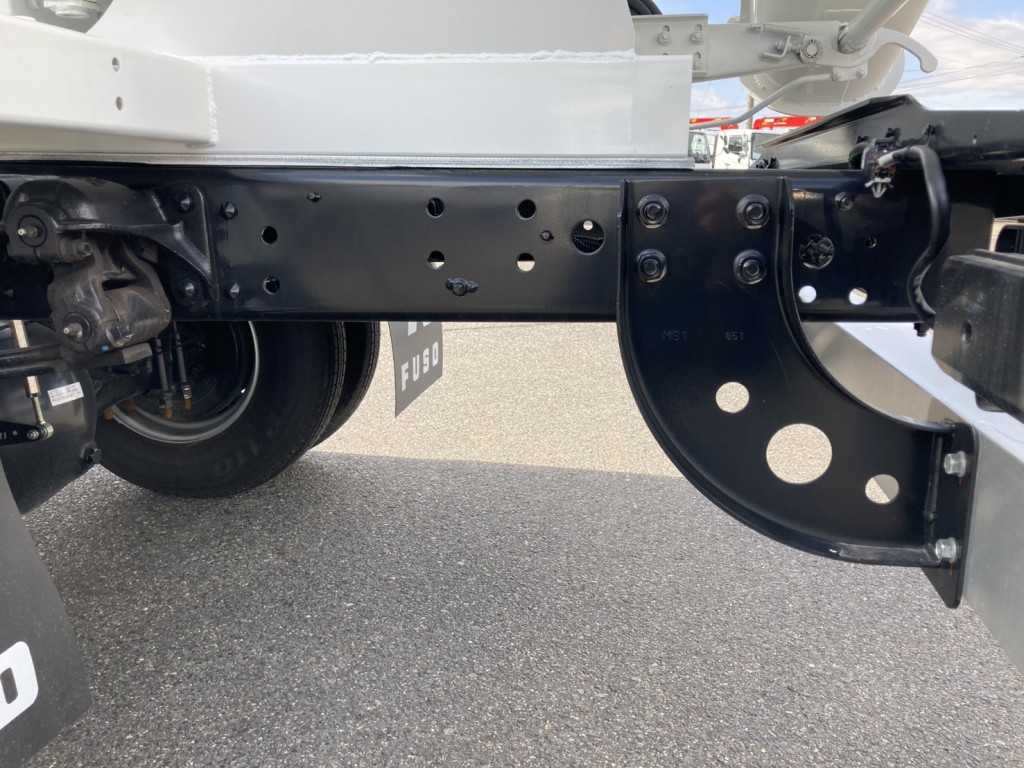 シャーシの状態です。|三菱 ファイター 2KG-FK72F(2WD)の写真8