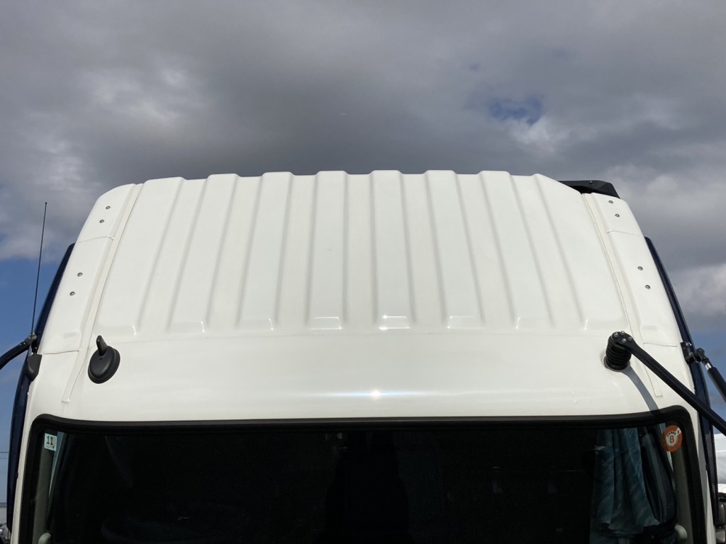 キャブルーフの状態です。|三菱 ファイター 2KG-FK72F(2WD)の写真43