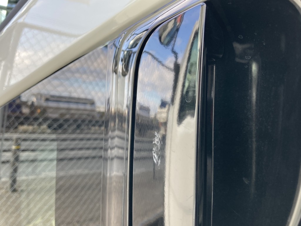 左ドアヒンジ部分にスリ傷があります。|三菱 ファイター 2KG-FK72F(2WD)の写真44