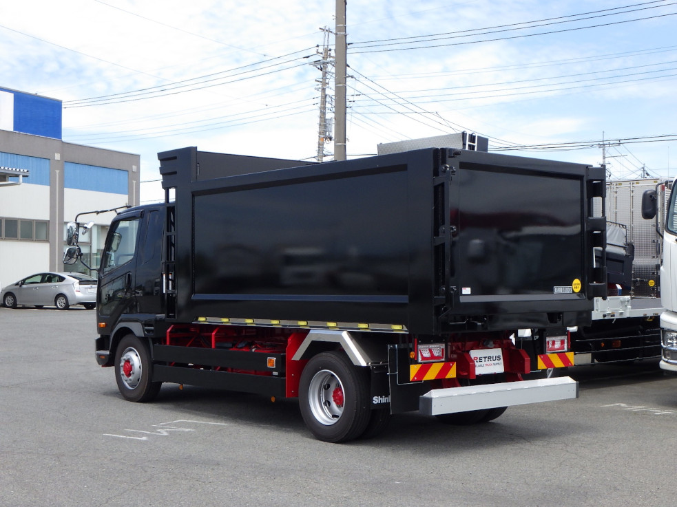 三菱 ファイター 2KG-FK62FZの写真3