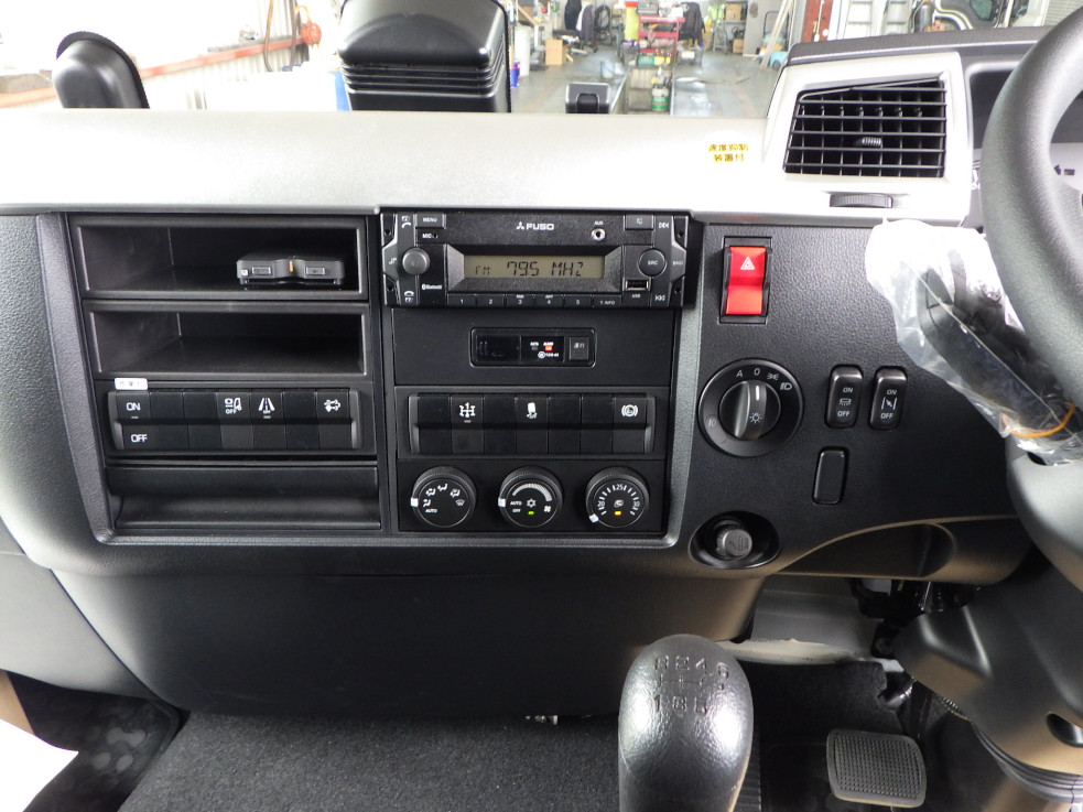 パネル周りの状態です。|三菱 ファイター 2KG-FK62FZの写真21