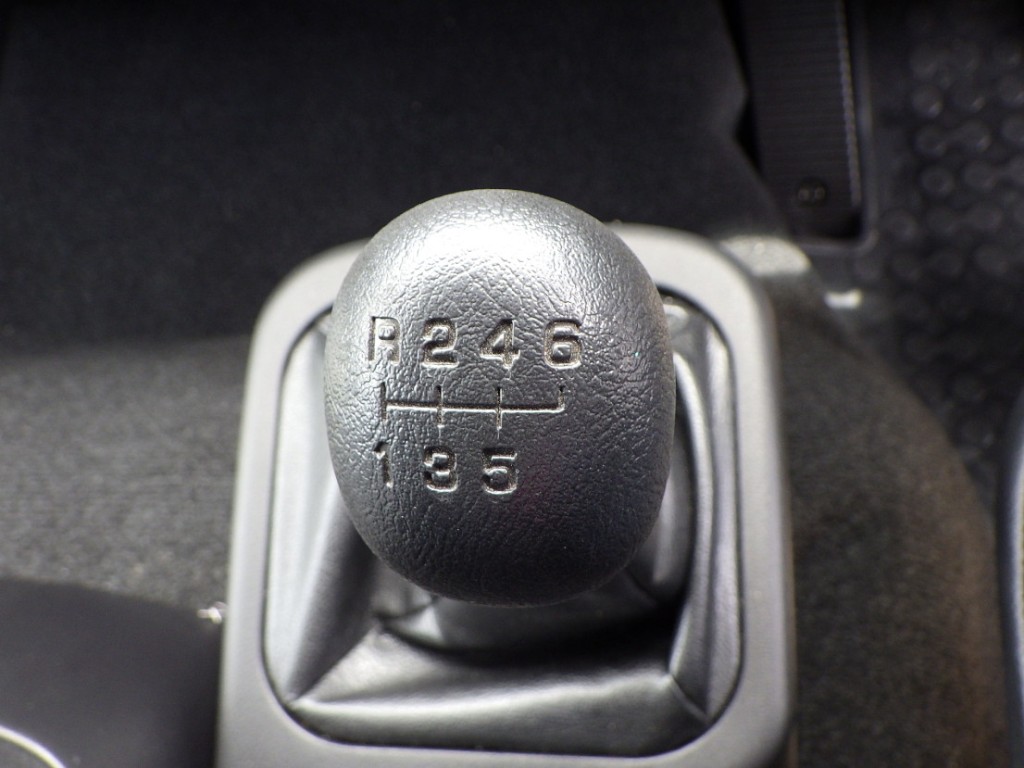 三菱 ファイター 2KG-FK62FZの写真25