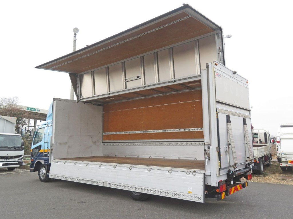 三菱 ファイター TKG-FK64F(2WD)の写真3