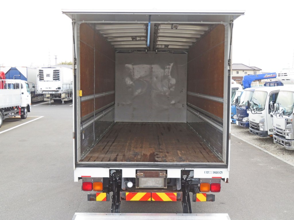 三菱 ファイター TKG-FK64F(2WD)の写真9