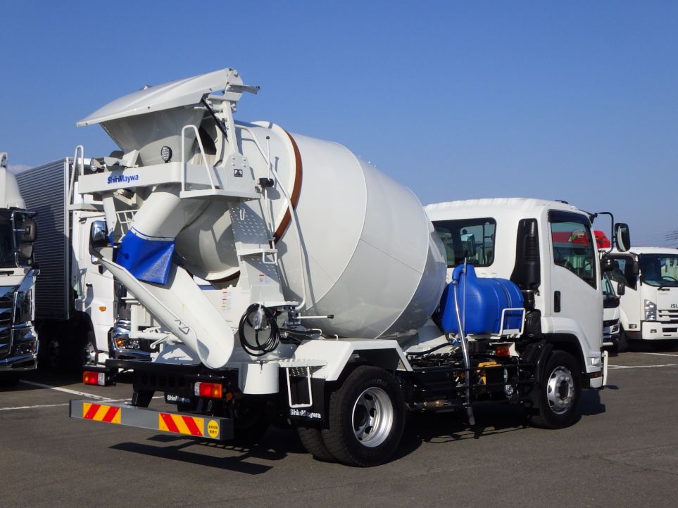 いすゞ フォワード 2PG-FTR90U4の写真4