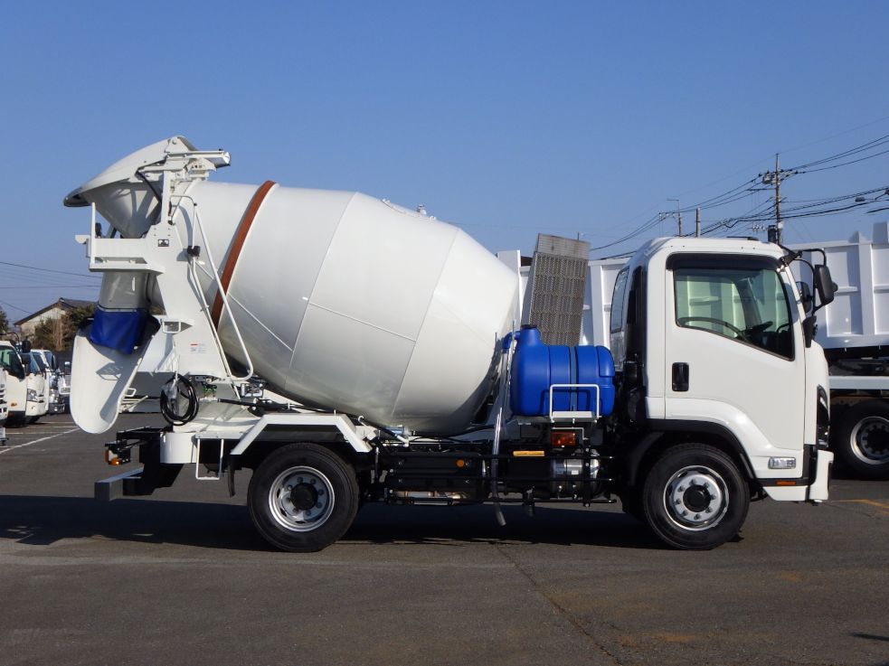 いすゞ フォワード 2PG-FTR90U4の写真31