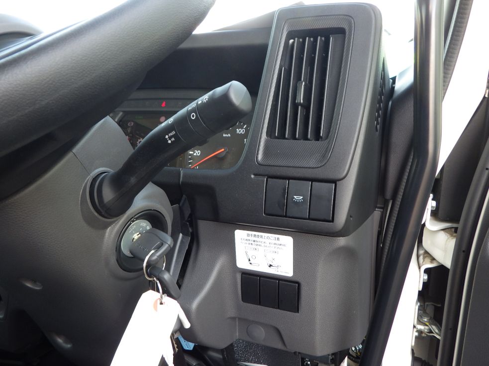 いすゞ フォワード 2PG-FTR90U4の写真36