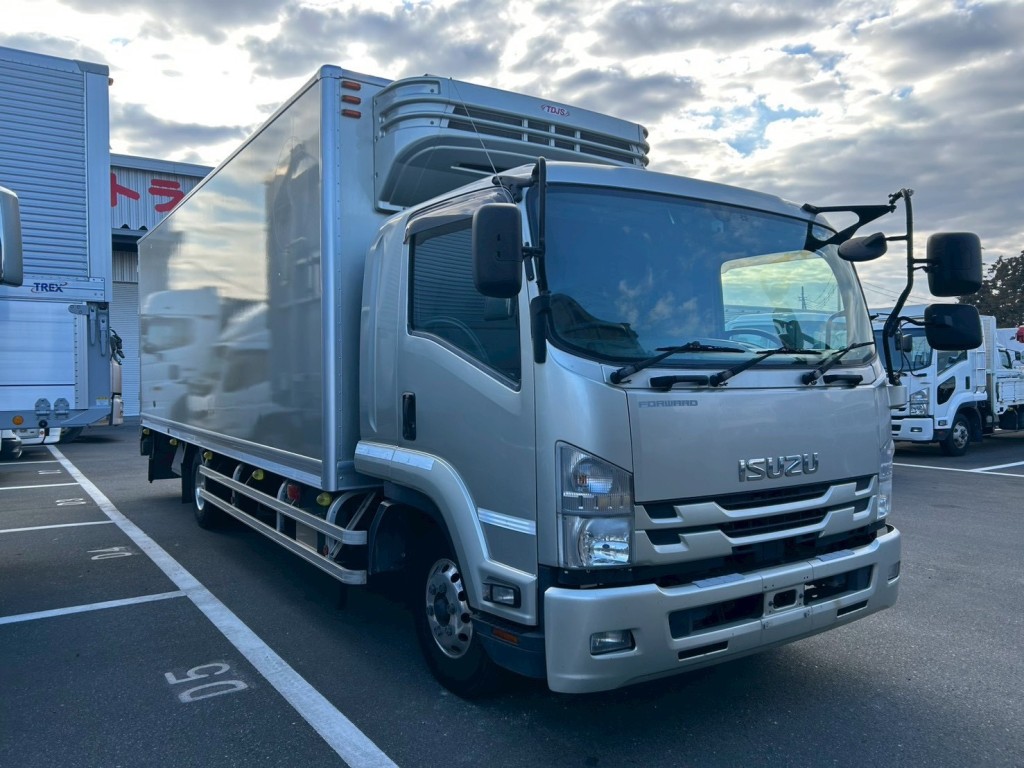 いすゞ フォワード 2RG-FSR90T2の写真2