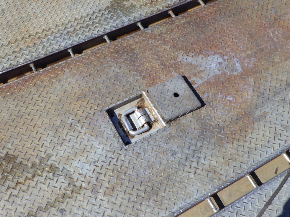 引掛けレールつきです。|三菱 スーパーグレート 2KG-FS74HZの写真17