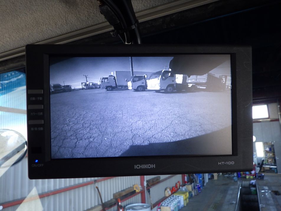 液晶バックモニター付きです。|三菱 スーパーグレート 2KG-FS74HZの写真20